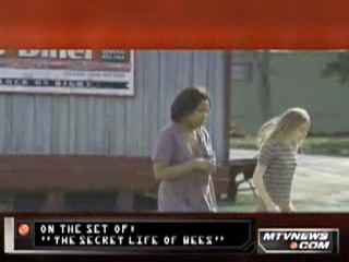 lovely-dakota-secret-life-bees-mtv-clip-22.jpg