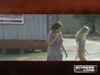 lovely-dakota-secret-life-bees-mtv-clip-25.jpg