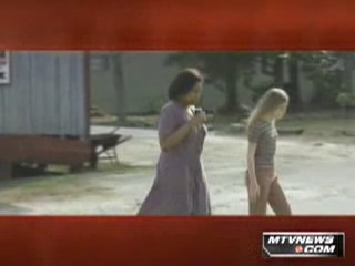 lovely-dakota-secret-life-bees-mtv-clip-28.jpg