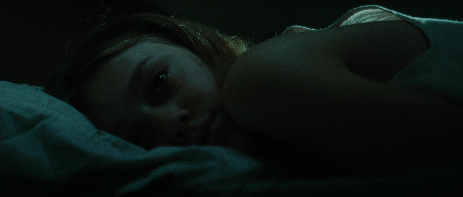 lovely-dakota-secret-life-bees-screen-capture-0001.jpg