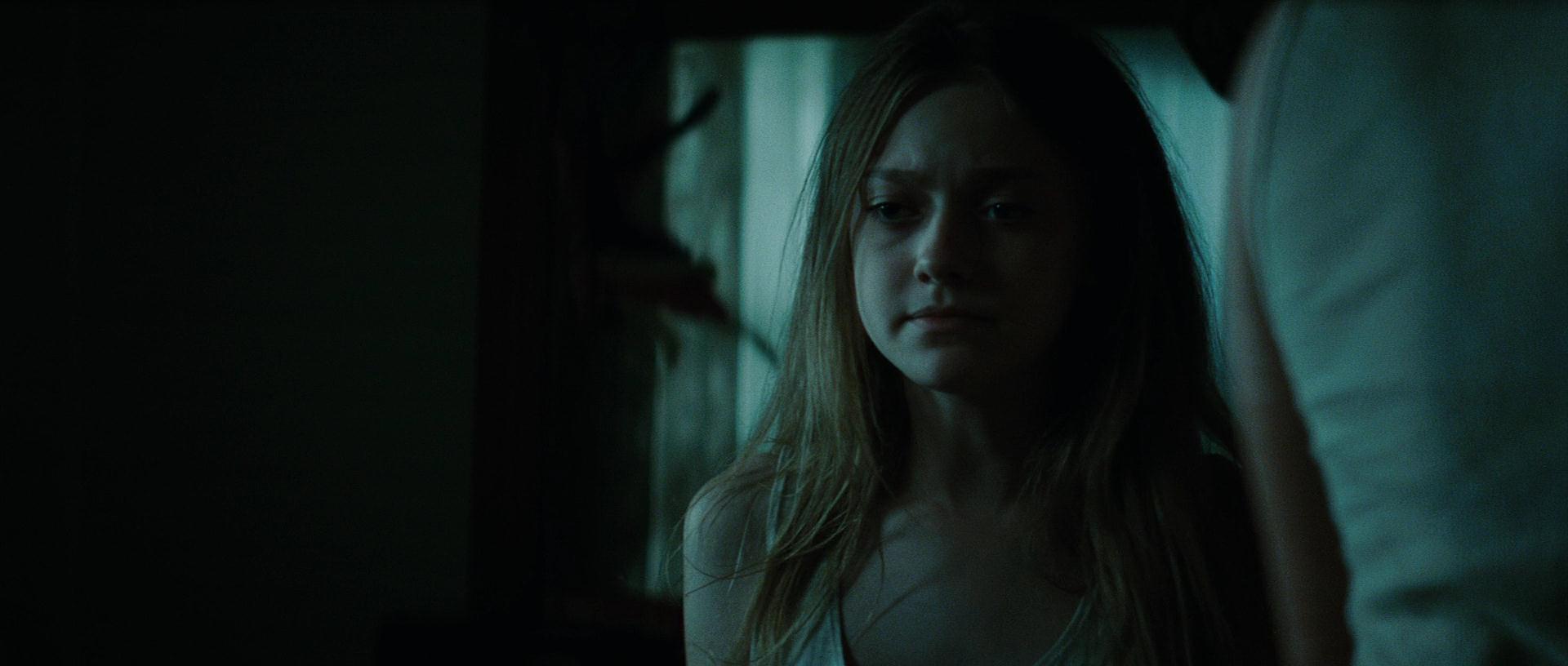lovely-dakota-secret-life-bees-screen-capture-0029.jpg