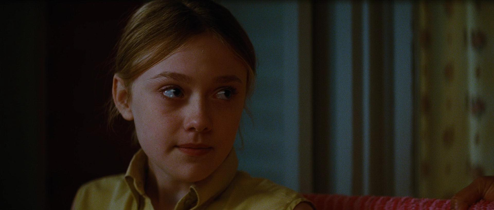 lovely-dakota-secret-life-bees-screen-capture-0956.jpg