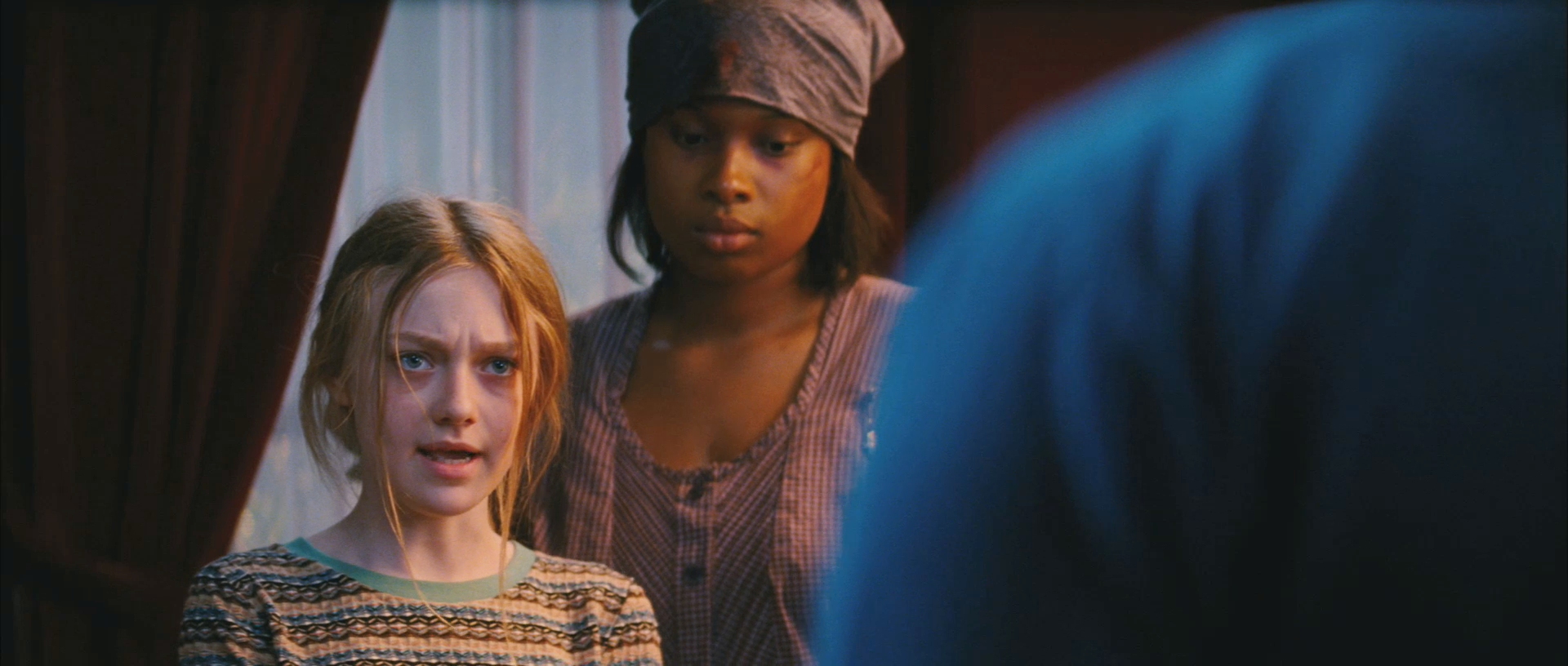 lovely-dakota-secret-life-bees-trailer-010.jpg
