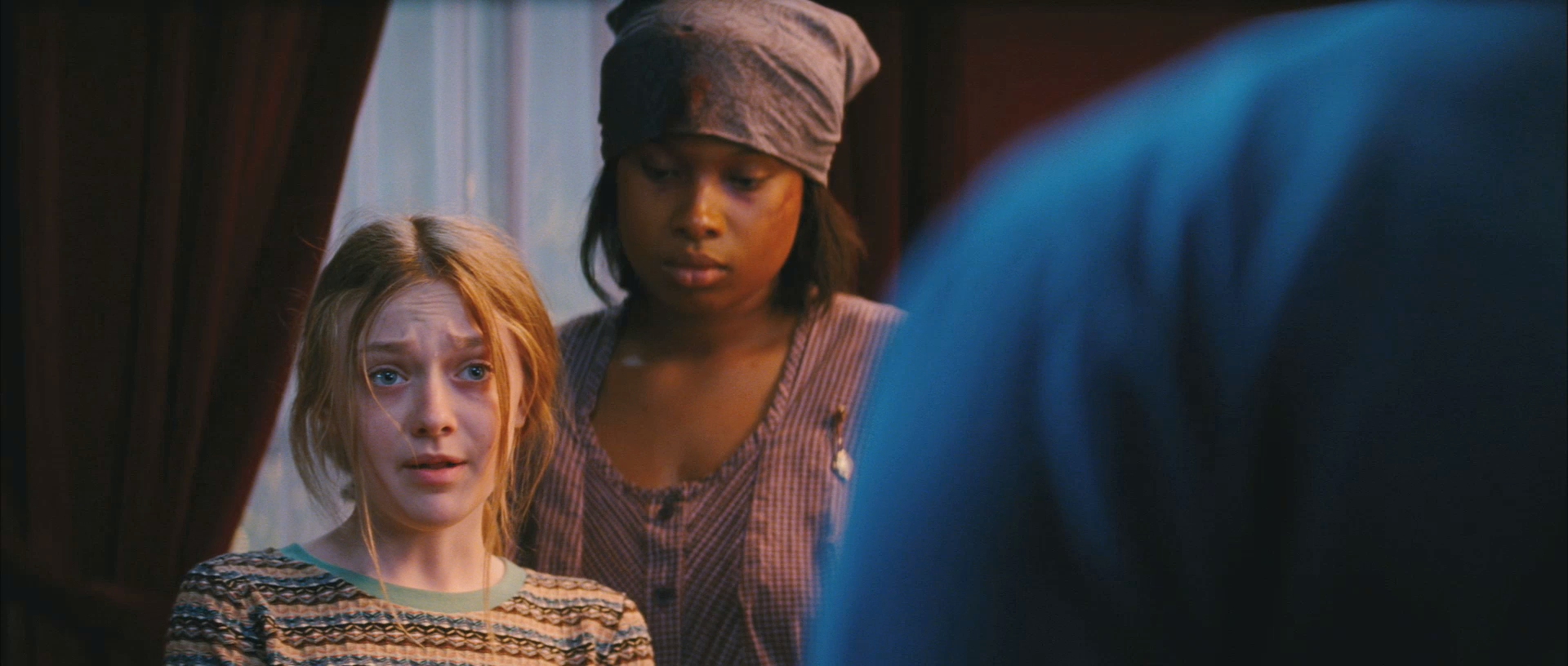 lovely-dakota-secret-life-bees-trailer-012.jpg
