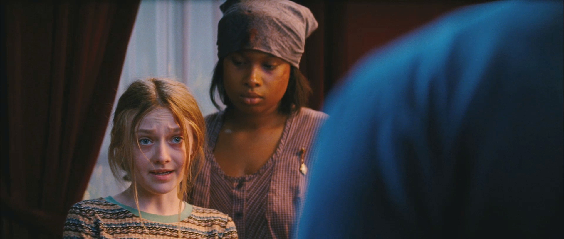 lovely-dakota-secret-life-bees-trailer-015.jpg