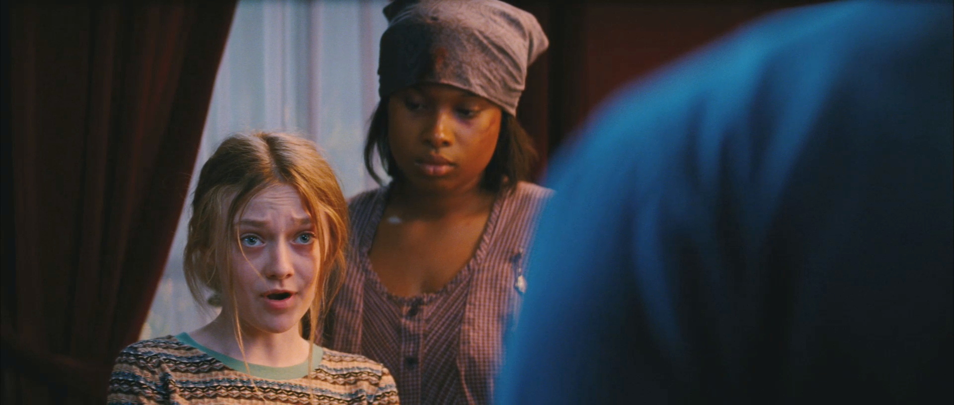lovely-dakota-secret-life-bees-trailer-018.jpg