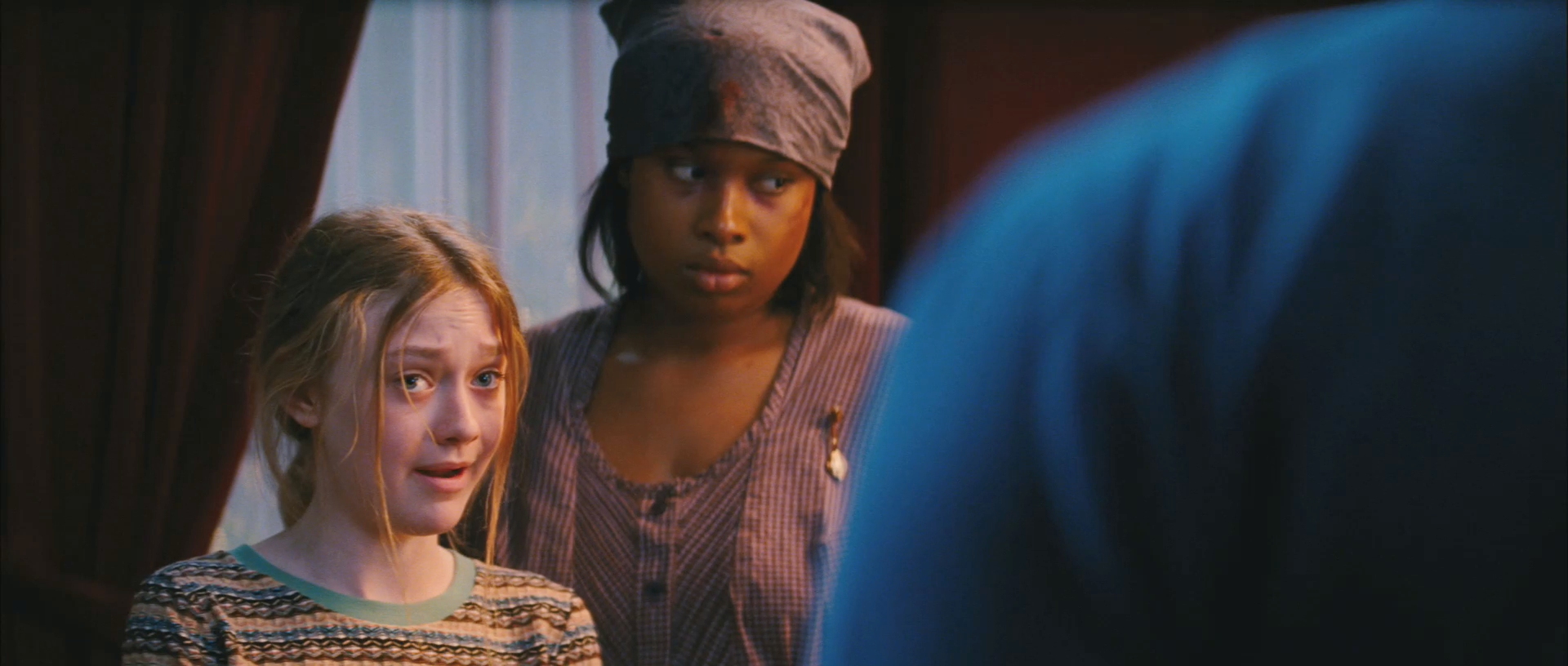 lovely-dakota-secret-life-bees-trailer-019.jpg