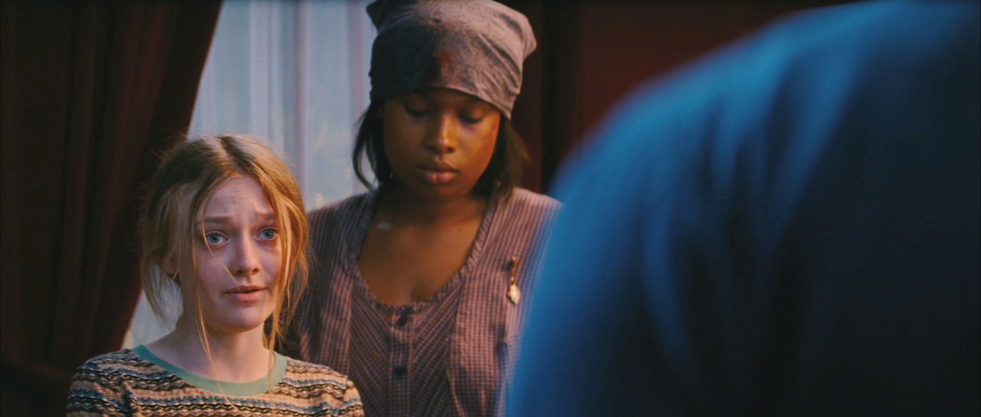 lovely-dakota-secret-life-bees-trailer-024.jpg