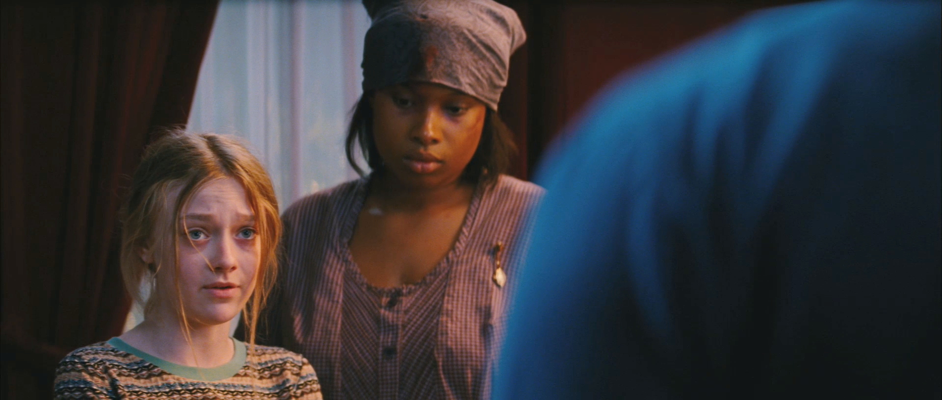 lovely-dakota-secret-life-bees-trailer-032.jpg