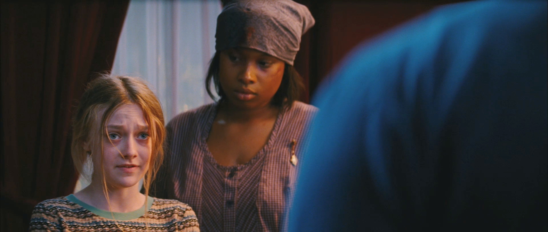 lovely-dakota-secret-life-bees-trailer-036.jpg