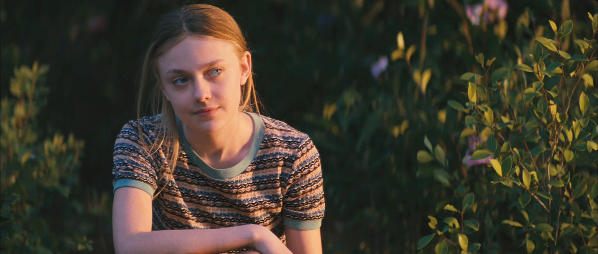 lovely-dakota-secret-life-bees-trailer-049.jpg