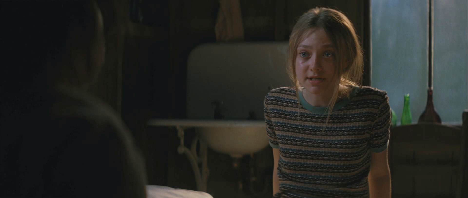 lovely-dakota-secret-life-bees-trailer-052.jpg