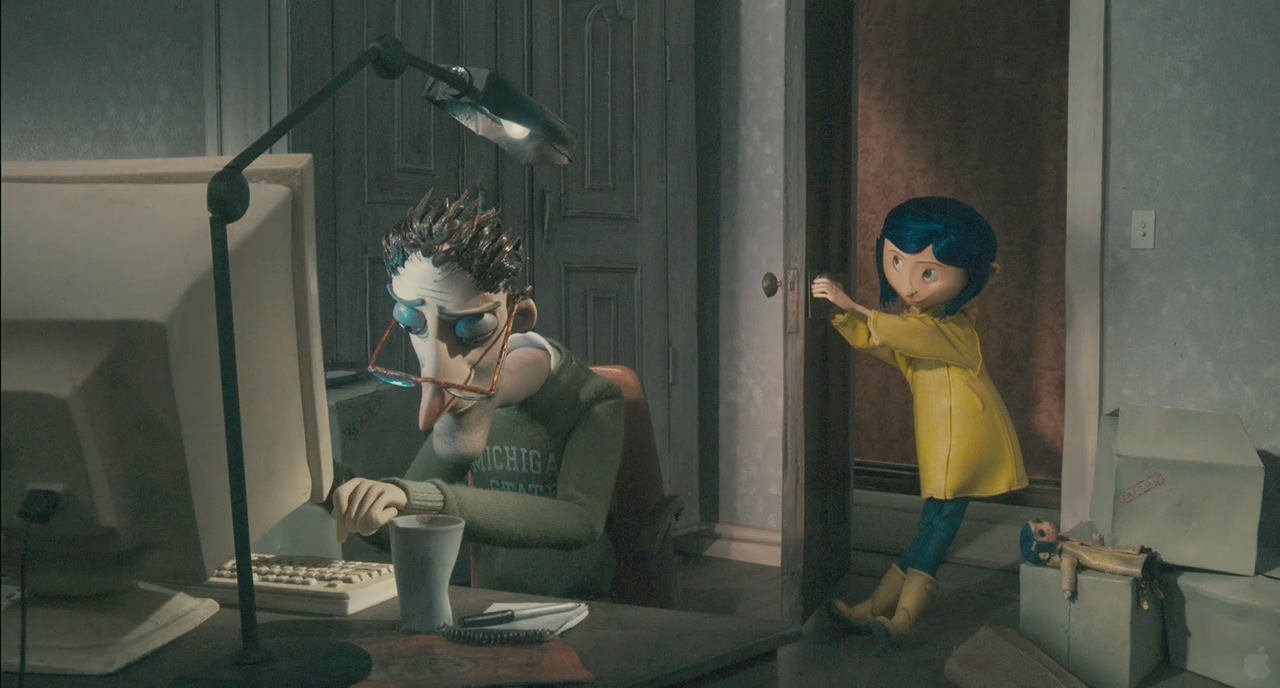 lovely-dakota-coraline-trailer-25.jpg