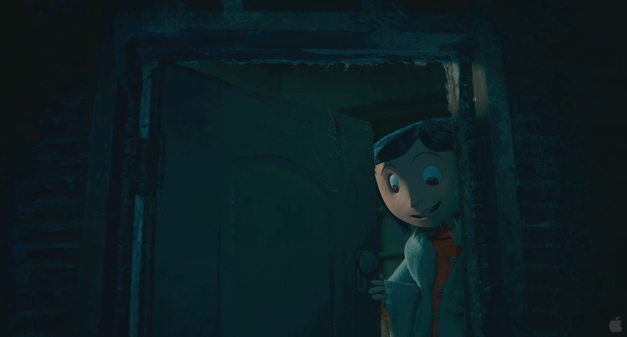 lovely-dakota-coraline-trailer-38.jpg