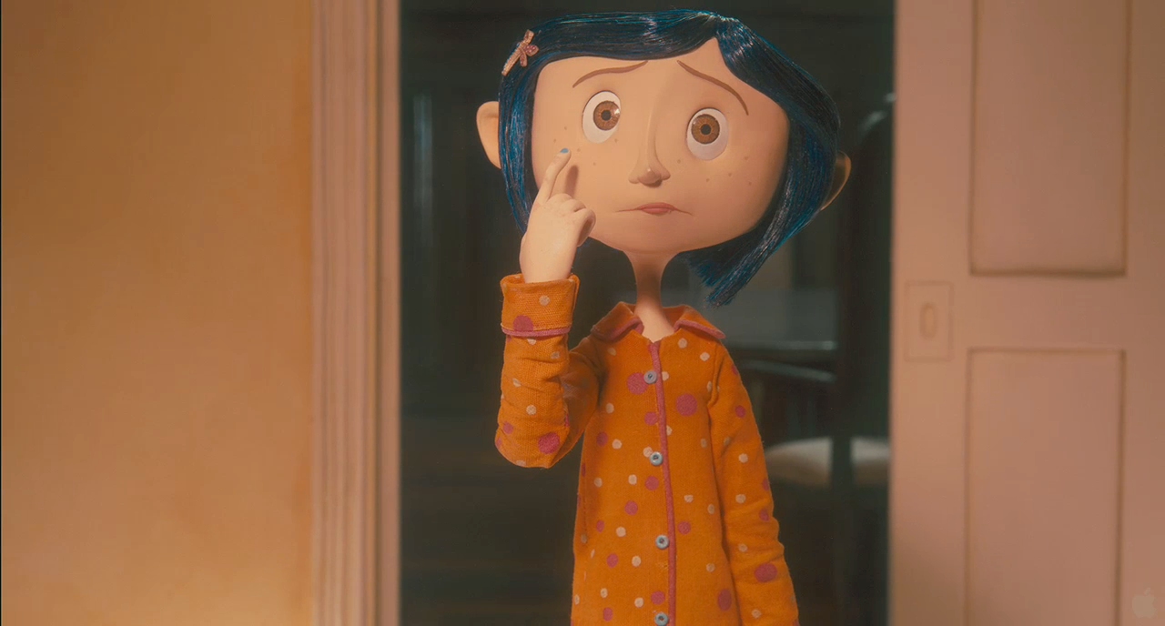 lovely-dakota-coraline-trailer-54.jpg