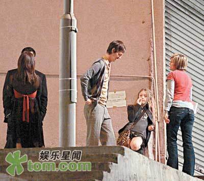 lovely-dakota-push-on-set-08.jpg