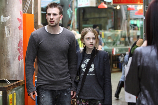 lovely-dakota-push-still-18.jpg