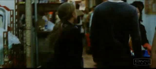 lovely-dakota-push-clip-01-01.jpg