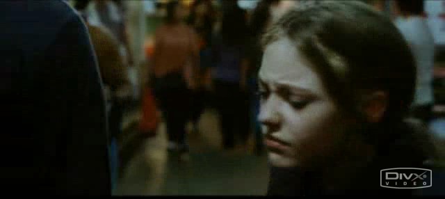 lovely-dakota-push-clip-01-03.jpg