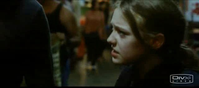 lovely-dakota-push-clip-01-04.jpg