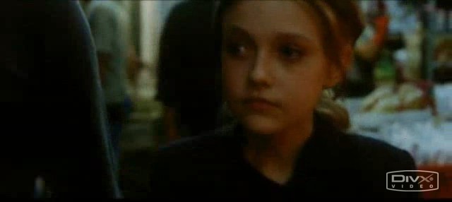 lovely-dakota-push-clip-01-13.jpg