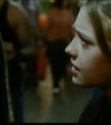 lovely-dakota-push-clip-01-05.jpg