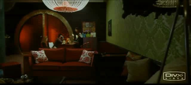 lovely-dakota-push-clip-02-03.jpg