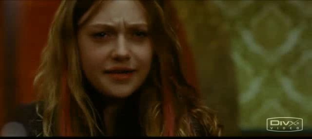 lovely-dakota-push-clip-02-06.jpg