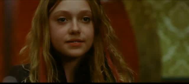 lovely-dakota-push-clip-02-17.jpg