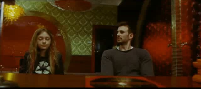 lovely-dakota-push-clip-02-18.jpg