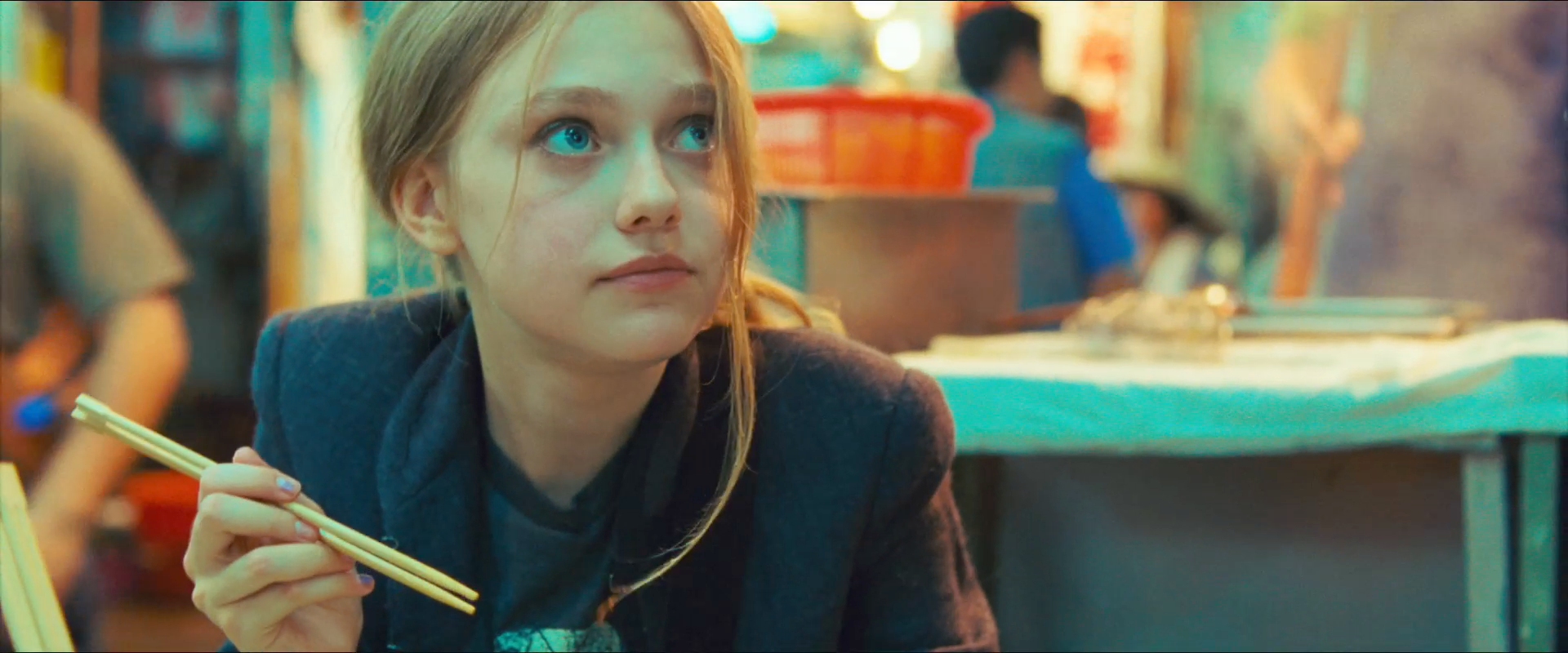 lovely-dakota-push-trailer-012.jpg