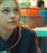 lovely-dakota-push-trailer-012.jpg