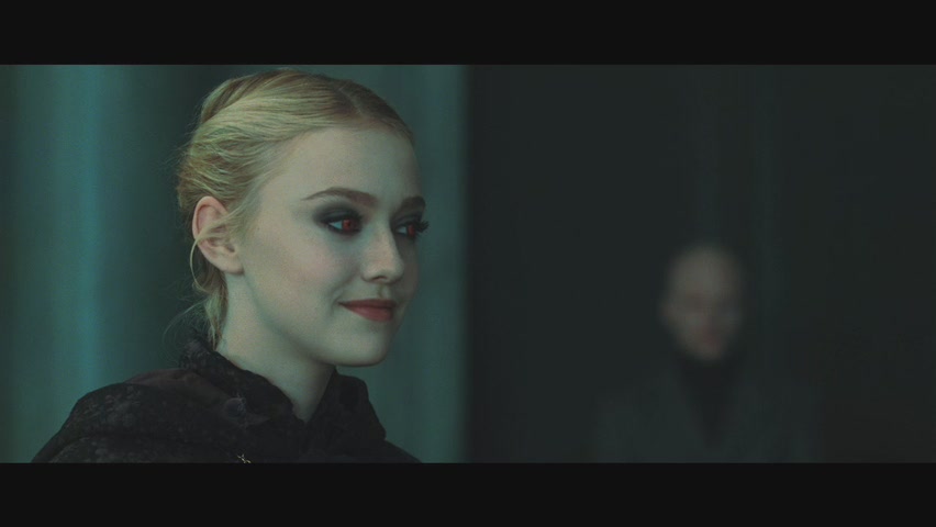 lovely-dakota-new-moon-meet-volturi-30.jpg