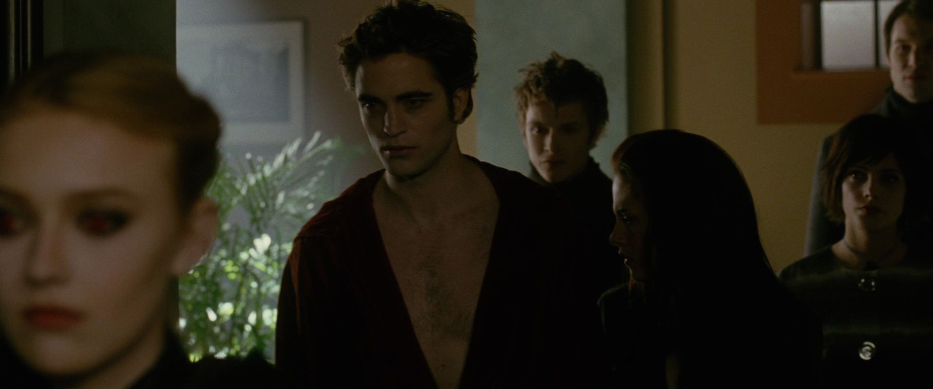 lovely-dakota-new-moon-screen-capture-29.jpg