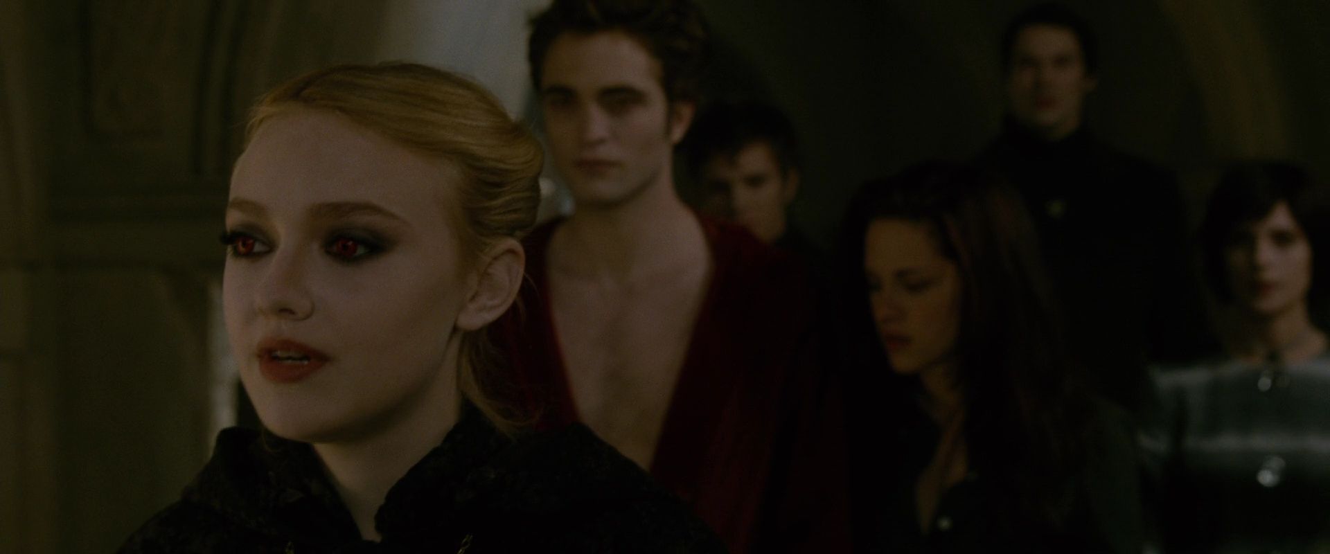lovely-dakota-new-moon-screen-capture-30.jpg