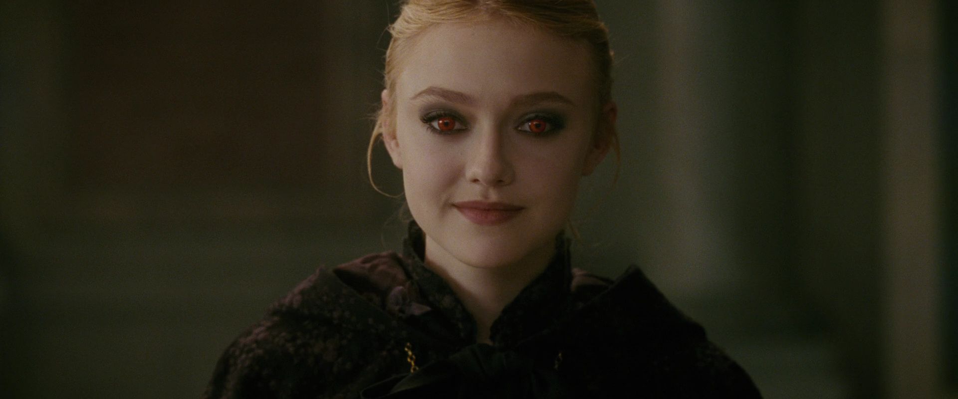 lovely-dakota-new-moon-screen-capture-58.jpg
