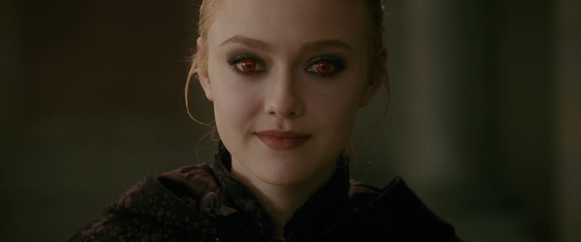 lovely-dakota-new-moon-screen-capture-60.jpg