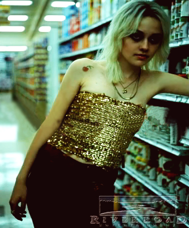lovely-dakota-runaways-promo-shoot-11.jpg