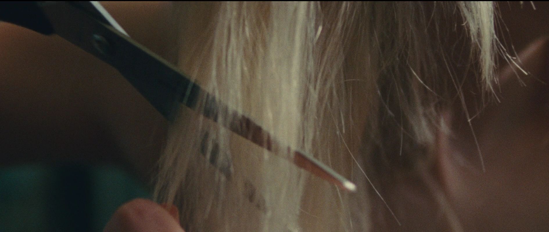 lovely-dakota-runaways-screen-capture-0040.jpg