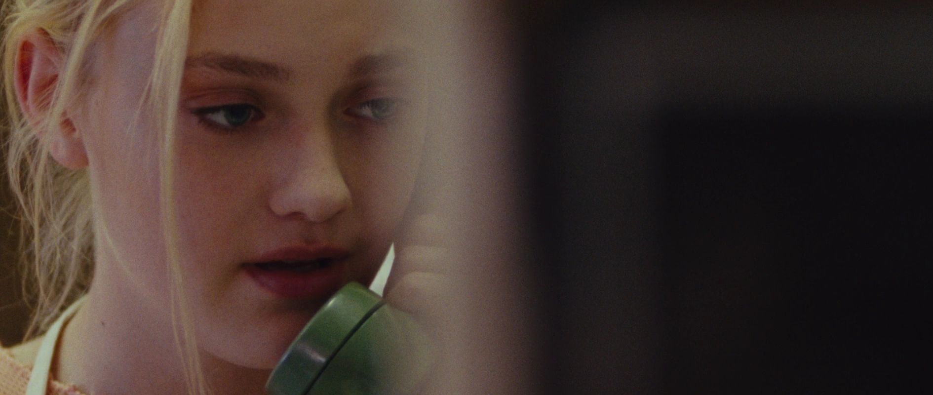 lovely-dakota-runaways-screen-capture-1184.jpg