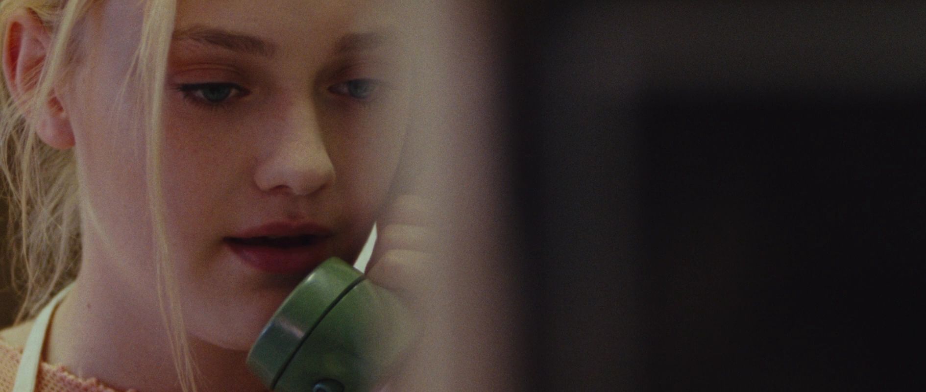 lovely-dakota-runaways-screen-capture-1187.jpg