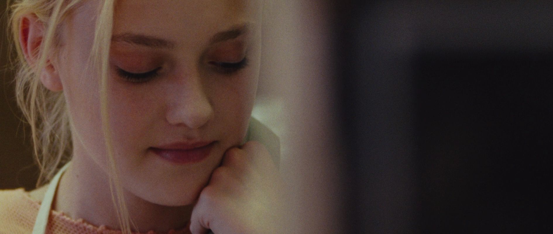 lovely-dakota-runaways-screen-capture-1194.jpg