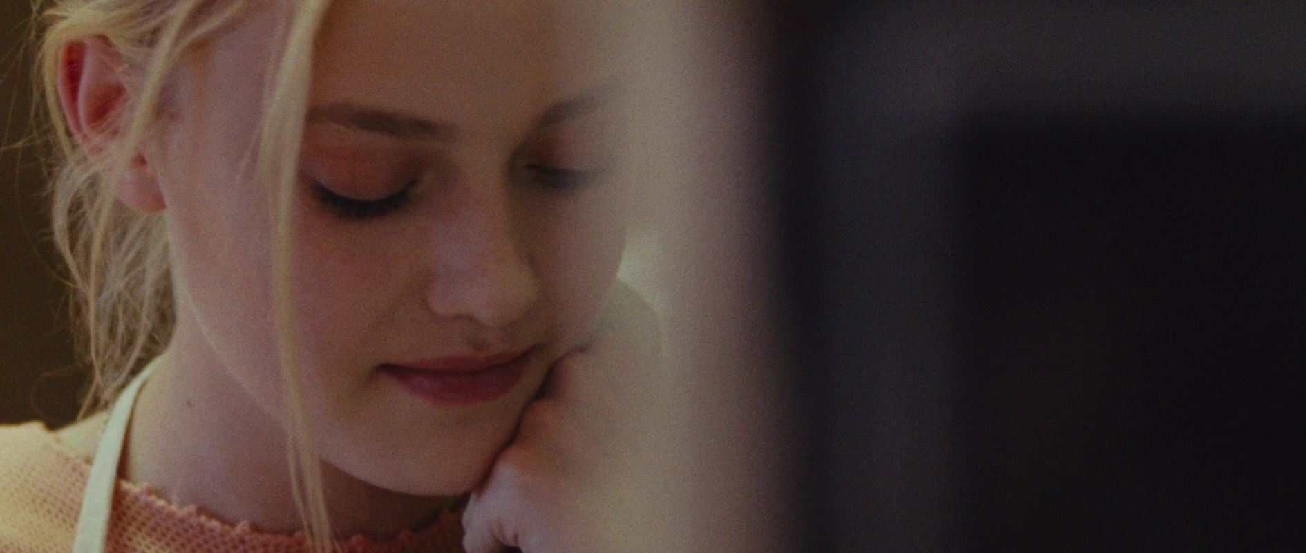 lovely-dakota-runaways-screen-capture-1195.jpg