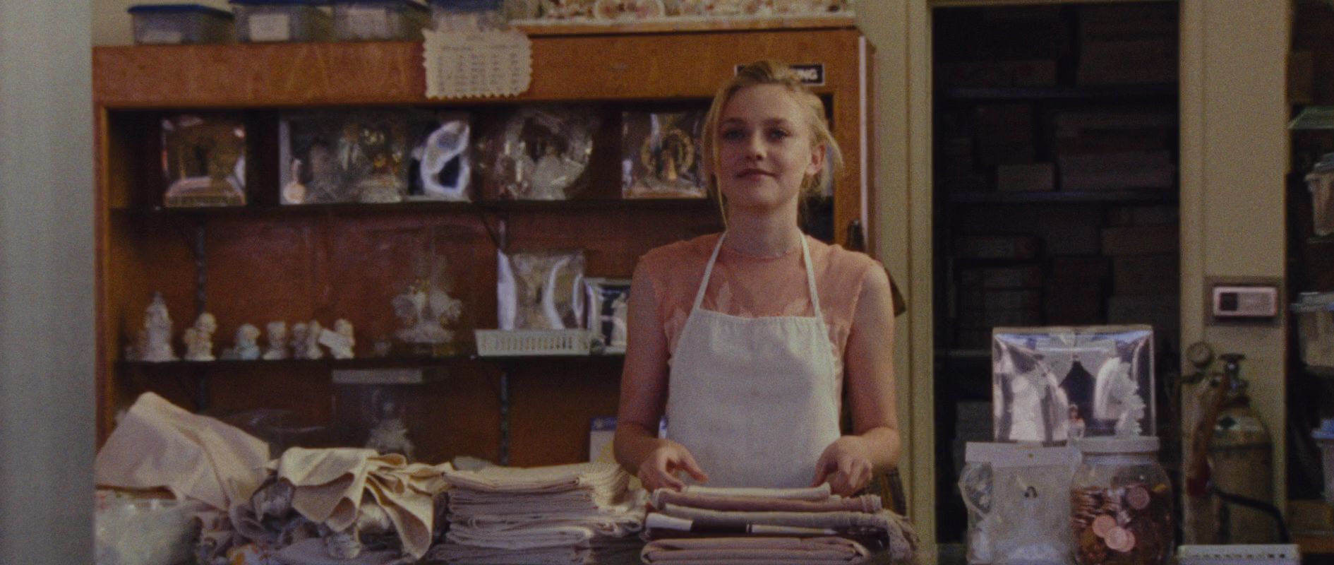 lovely-dakota-runaways-screen-capture-1202.jpg