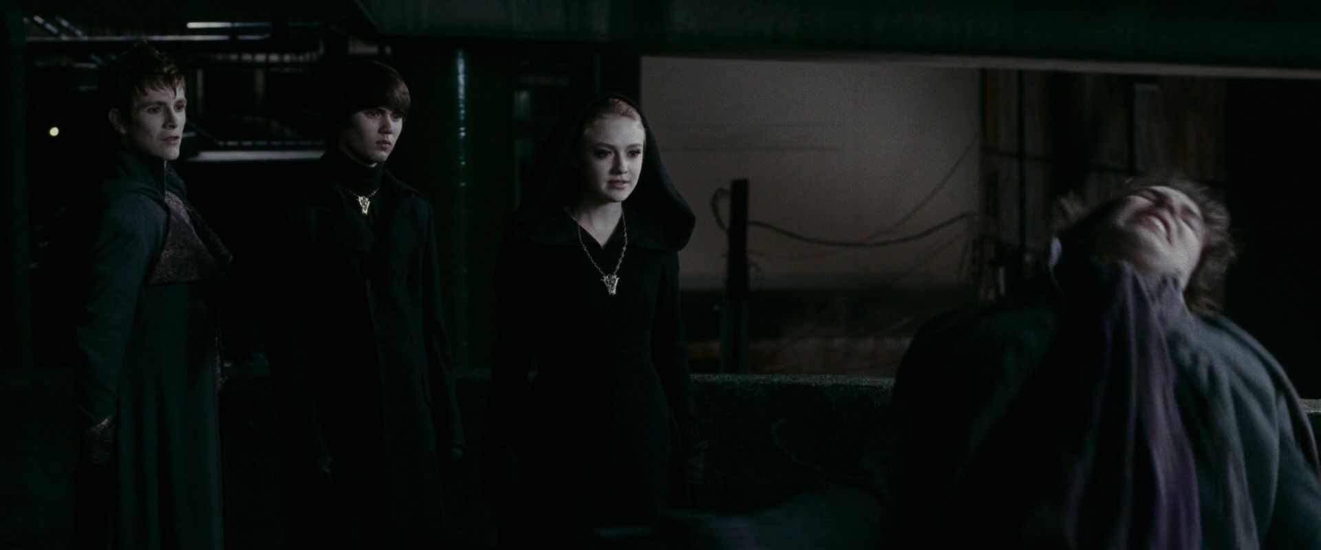 lovely-dakota-eclipse-screen-capture-13.jpg