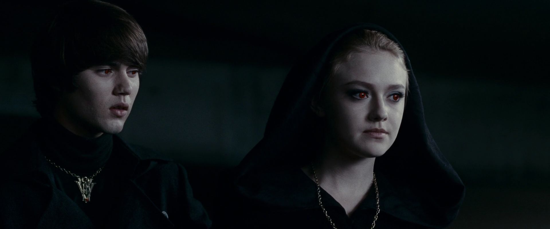 lovely-dakota-eclipse-screen-capture-17.jpg