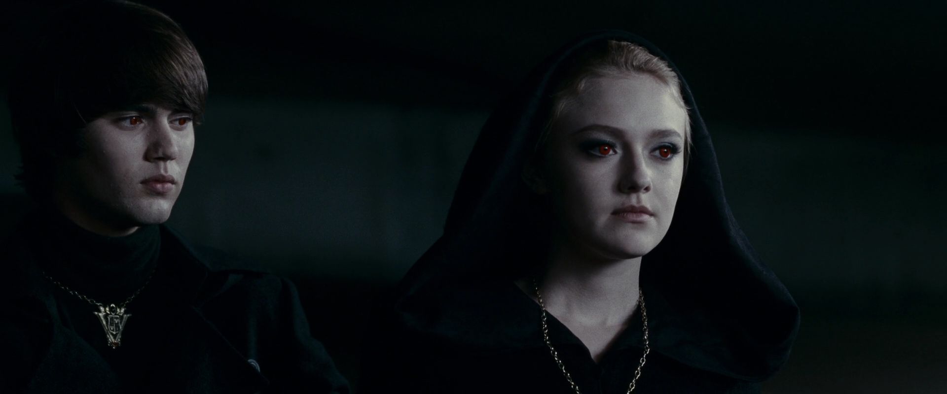 lovely-dakota-eclipse-screen-capture-18.jpg