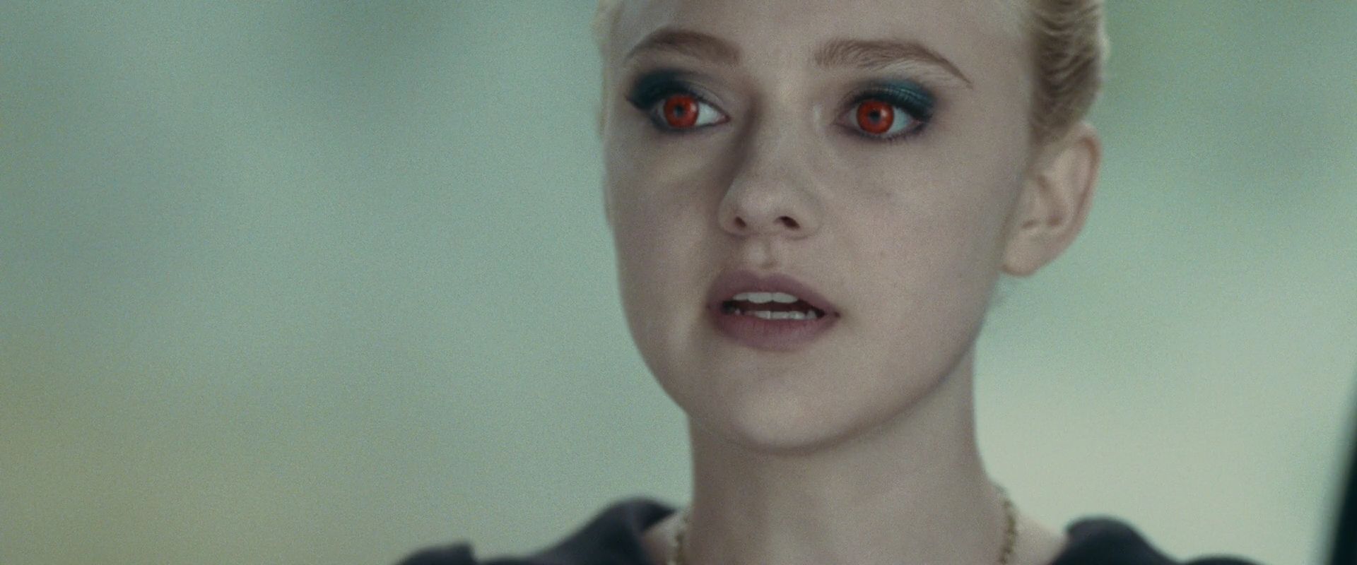 lovely-dakota-eclipse-screen-capture-85.jpg