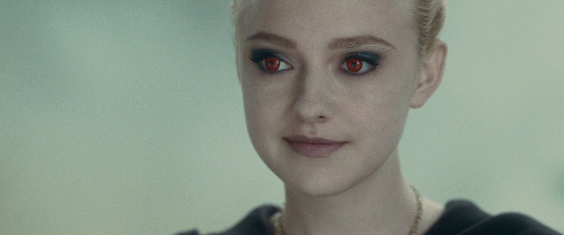 lovely-dakota-eclipse-screen-capture-93.jpg