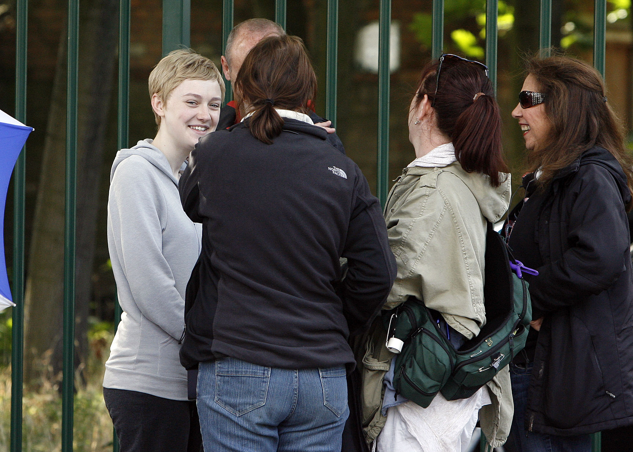 lovely-dakota-now-is-good-07-22-2011-06.jpg